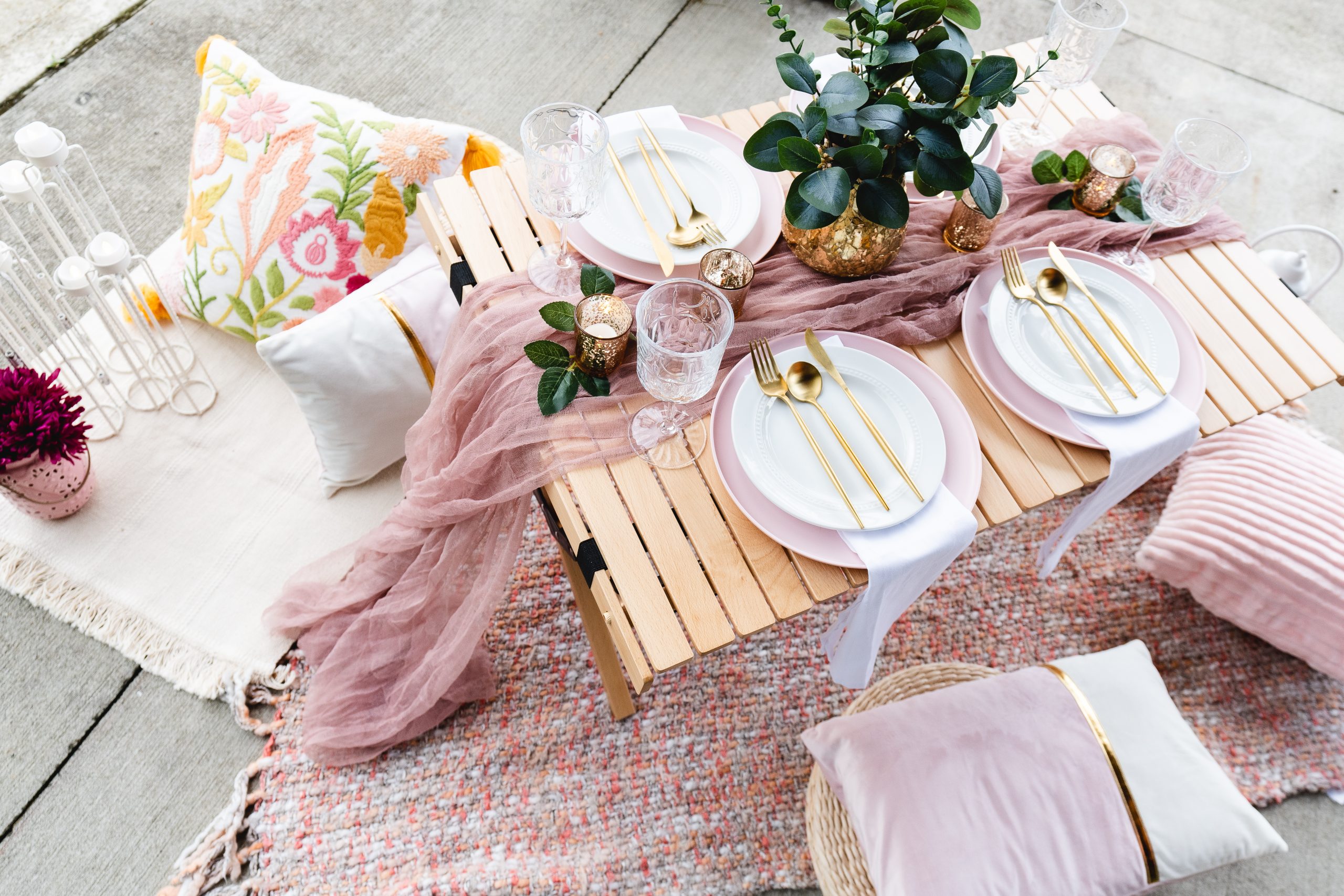 Luxurious Picnic Ideas For The Weekend