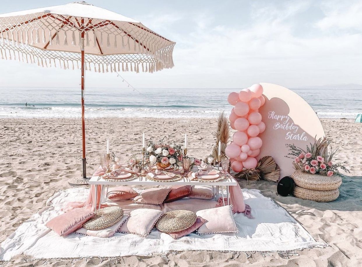 Coolest Beach Birthday Picnic Ideas